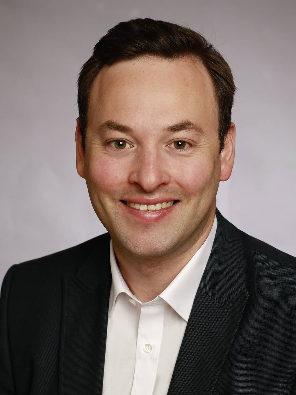 Portraitfoto von Bürgermeister Lukas Rosengrün - das Bild wird mit Klick vergrößert